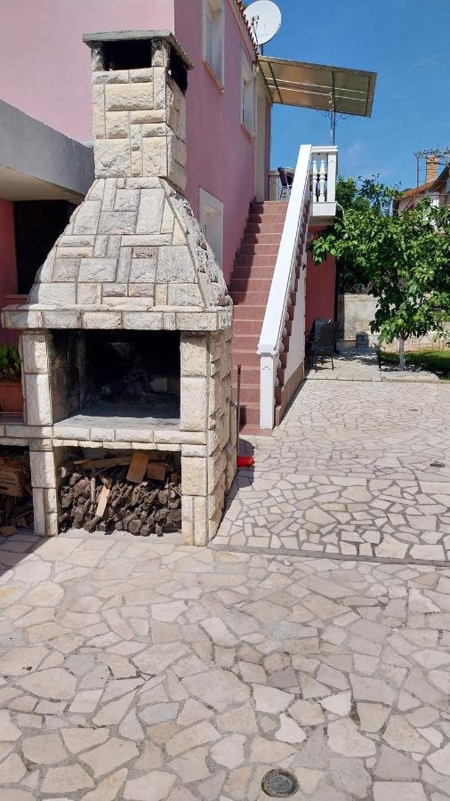 Jan 1 Apartman Póla Kültér fotó