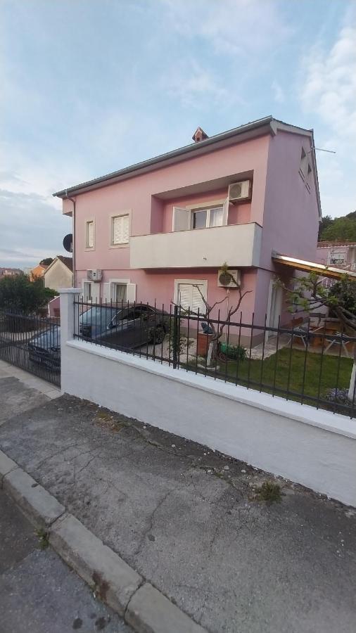 Jan 1 Apartman Póla Kültér fotó