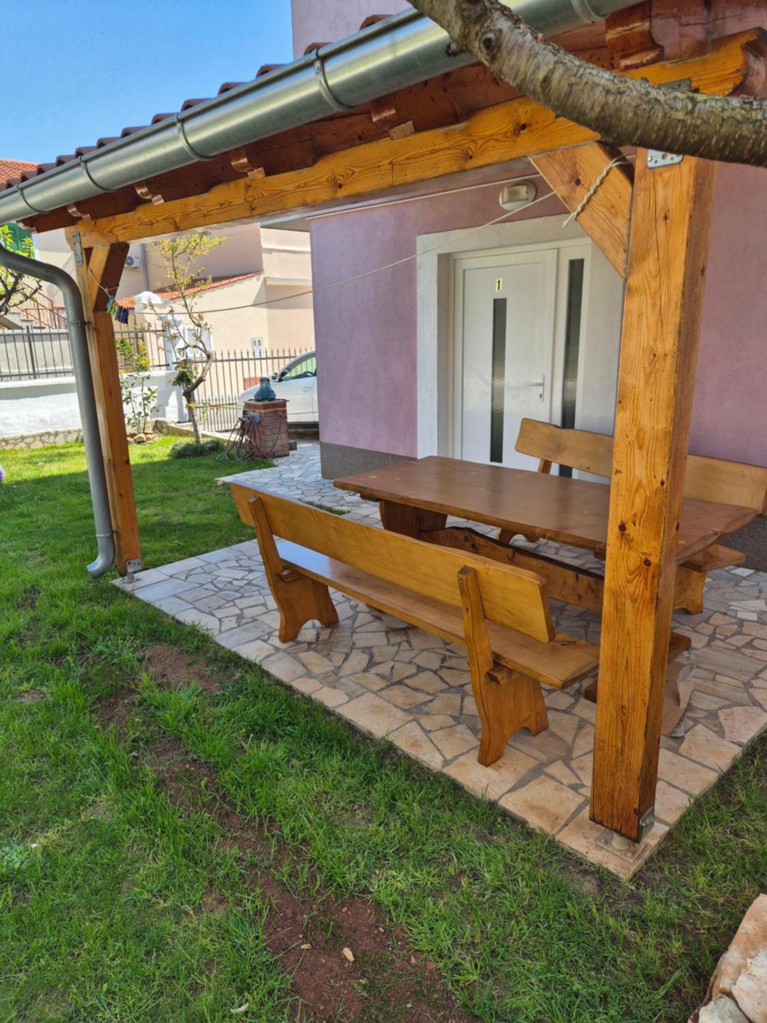 Jan 1 Apartman Póla Kültér fotó