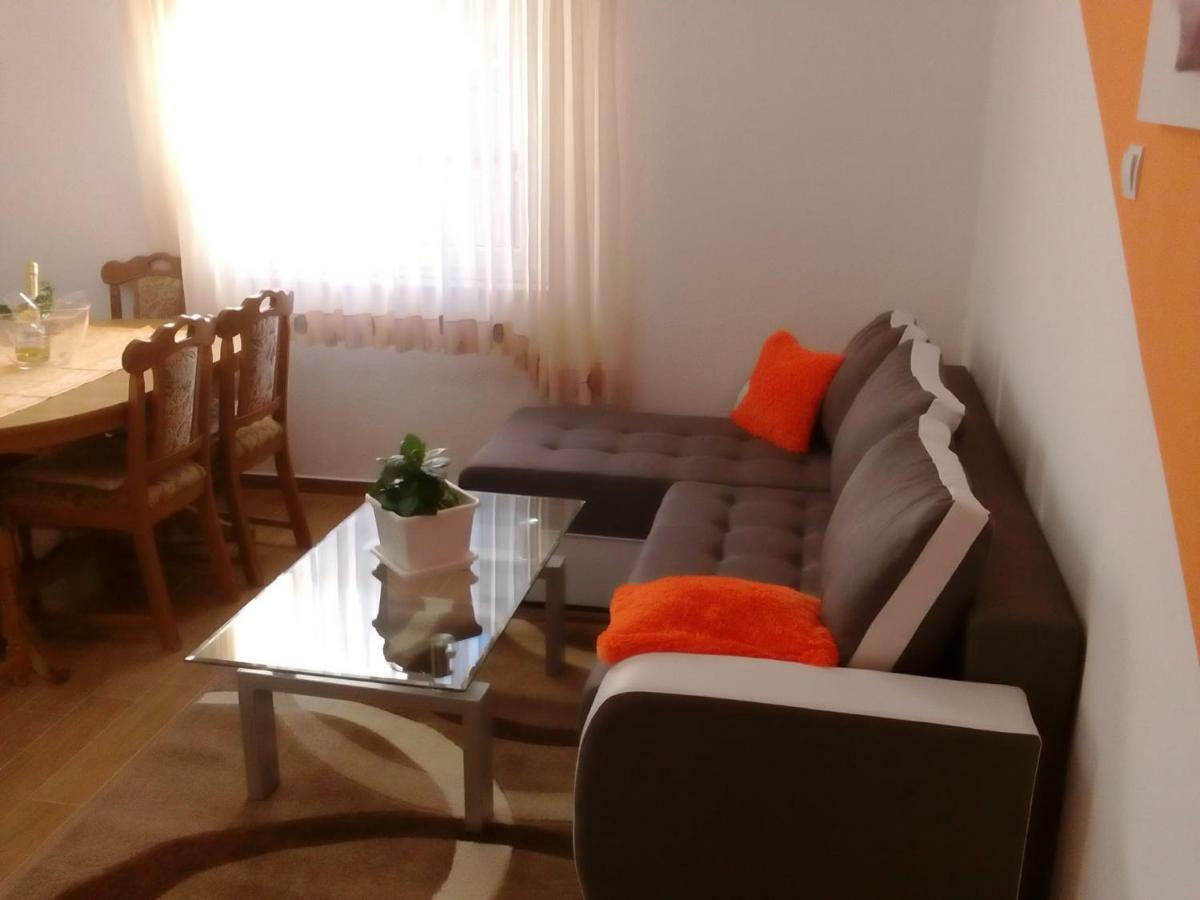 Jan 1 Apartman Póla Kültér fotó